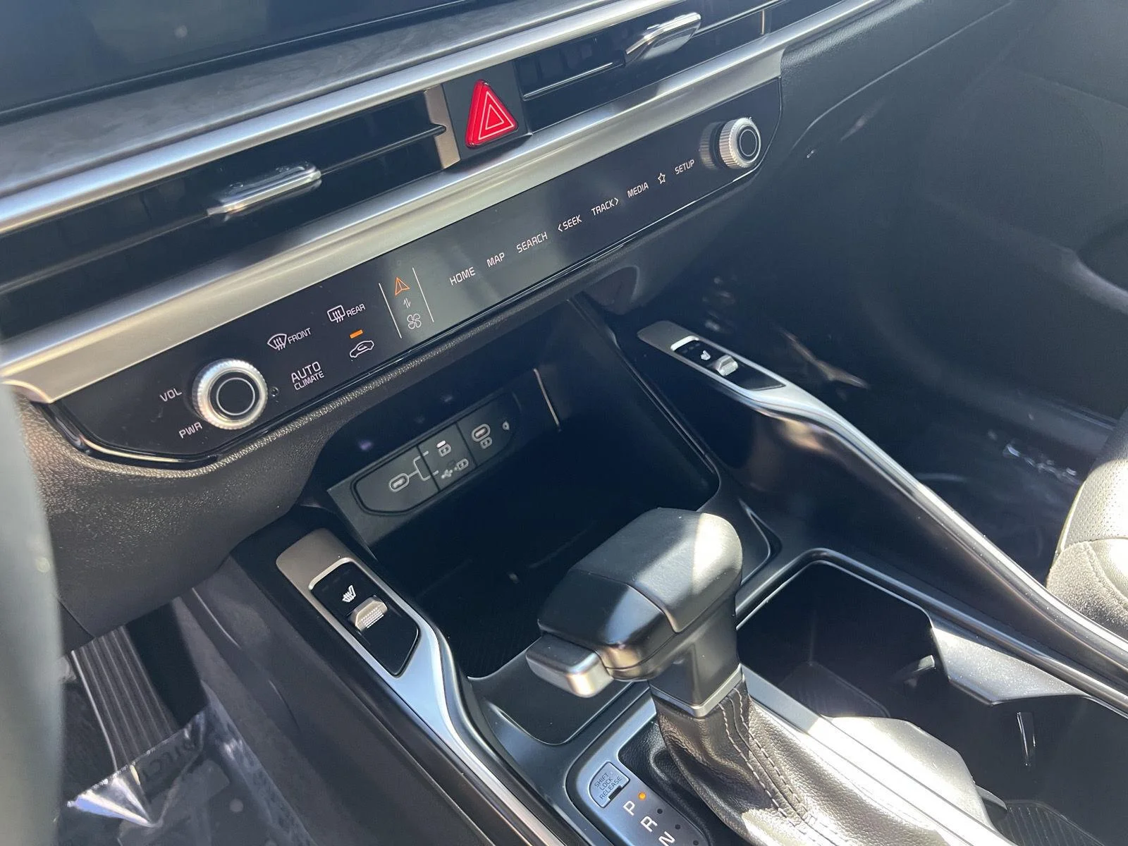 2024 Kia Sorento X-Line EX - Photo 27