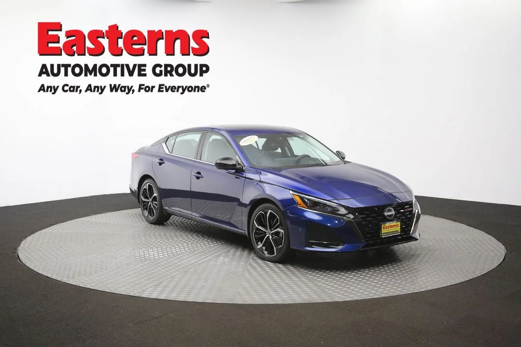 Used 2024 Blue Nissan 2.5 SR image 51