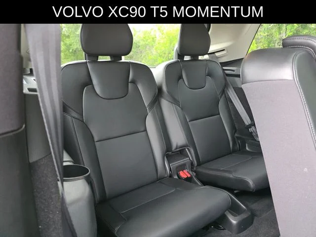 2022 Volvo XC90 Momentum - Photo 15