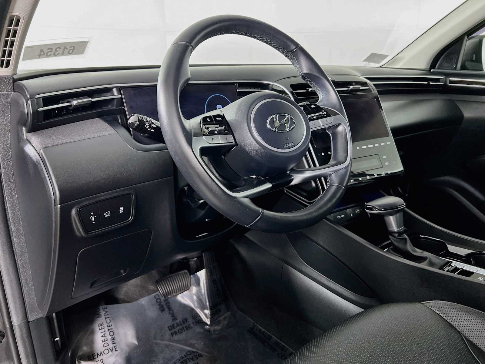 Used 2024 Dark Gray Metallic Hyundai SEL image 9