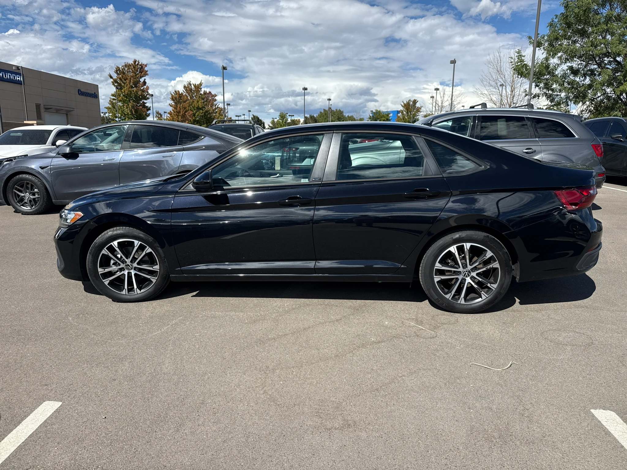 Used 2024 Deep Black Pearl Volkswagen Sport image 7