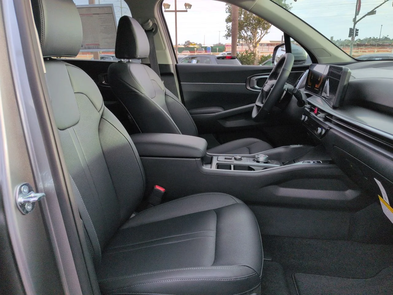 New 2026 Steel Gray Kia EX image 29