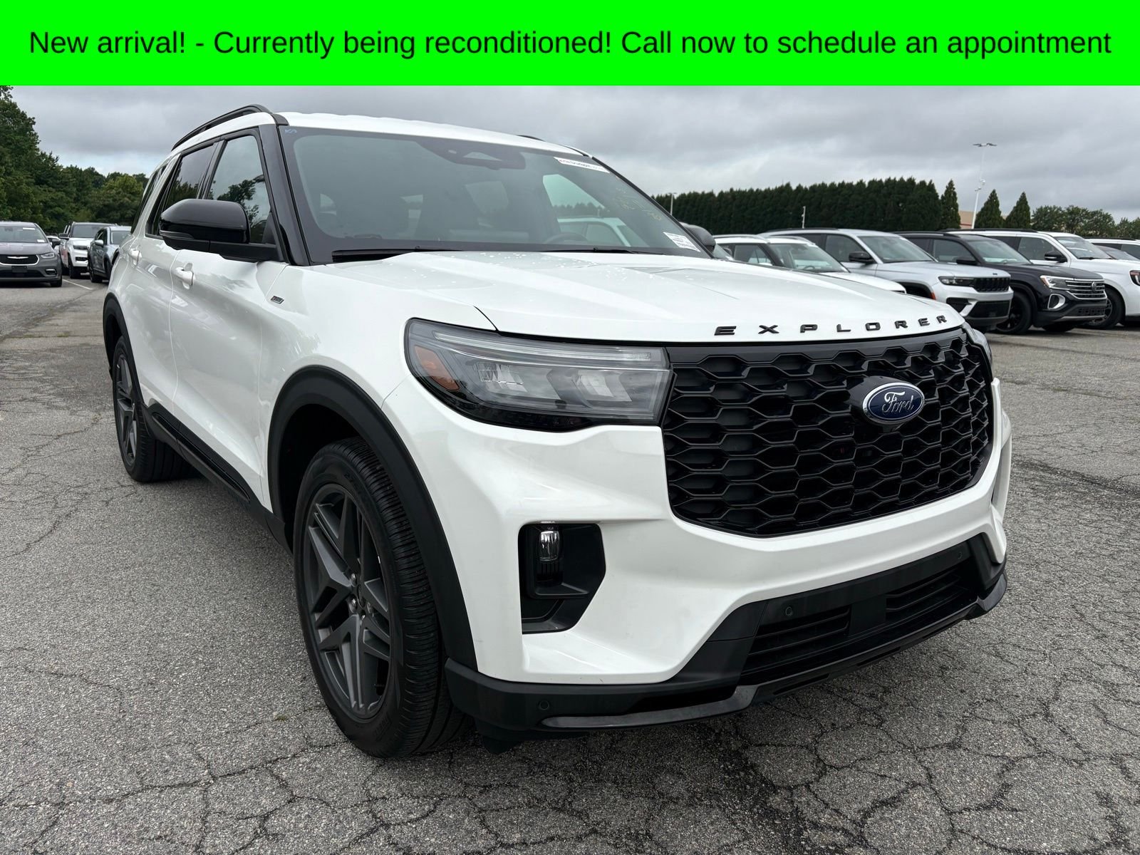 2025 Ford Explorer's photo