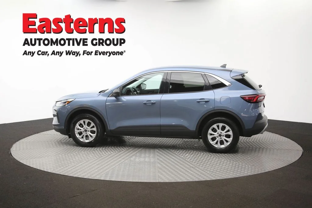 Used 2024 Blue Ford Active image 60