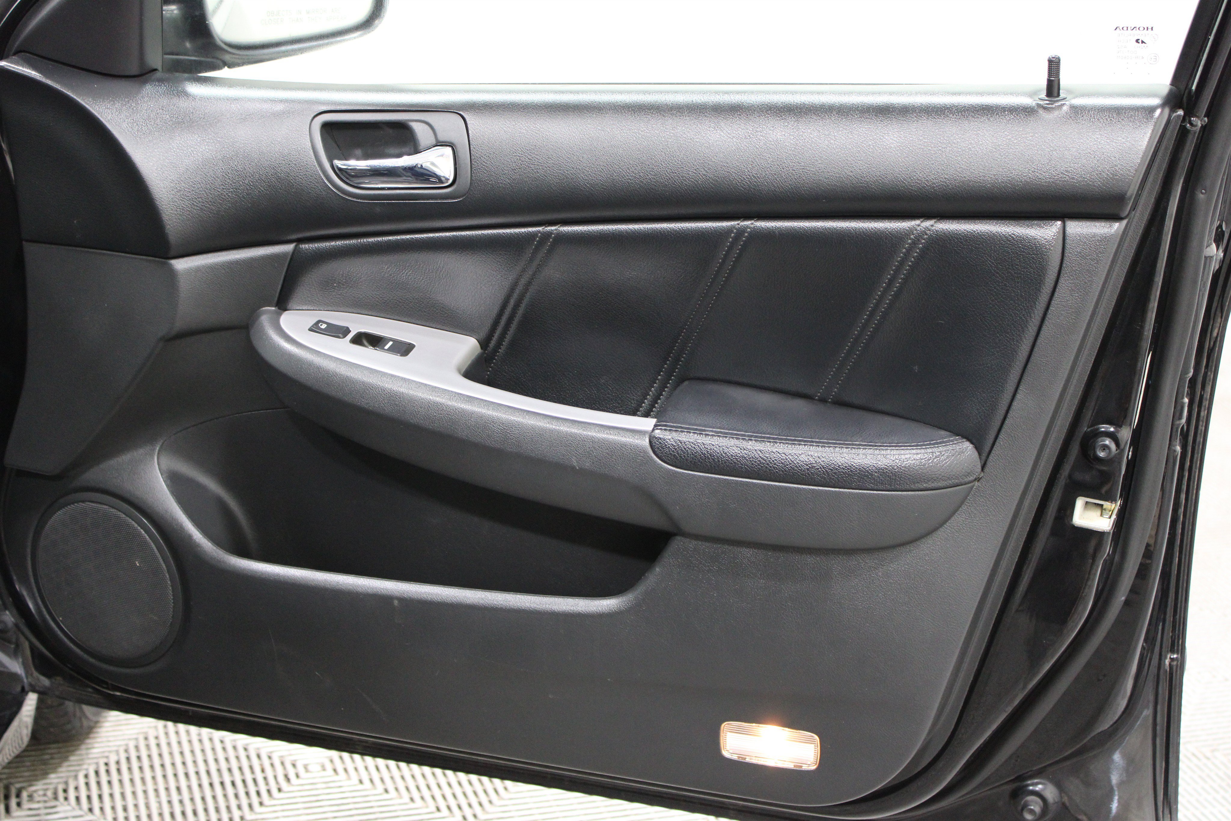 Used 2007  Honda EX-L image 20