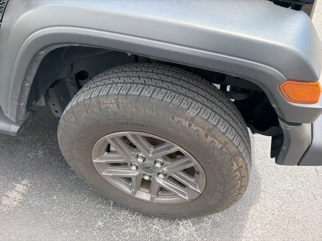 Used 2024 Black Clearcoat Jeep Sport S image 9