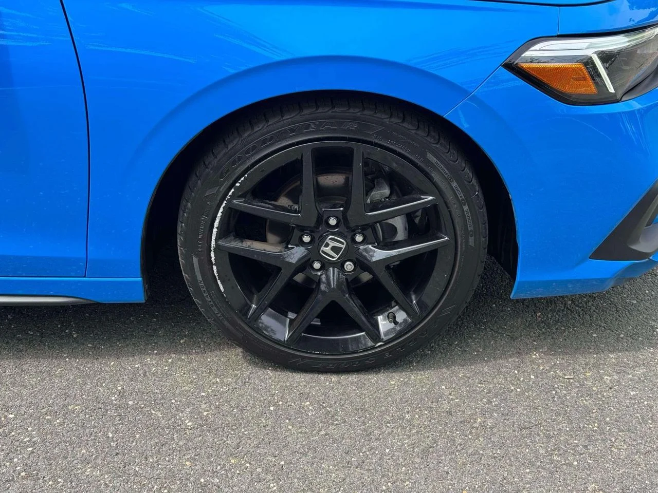 Used 2024 Boost Blue Pearl Honda Sport image 9