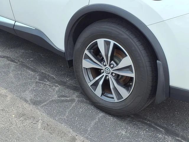 Used 2019 White Nissan SV image 29