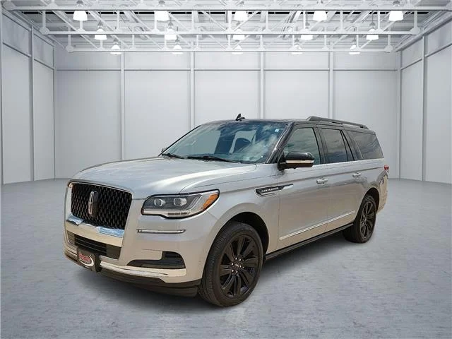 Used 2023 Silver Radiance Lincoln Black Label 4x4 image 1