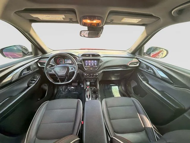 Used 2022 Red Chevrolet RS image 17