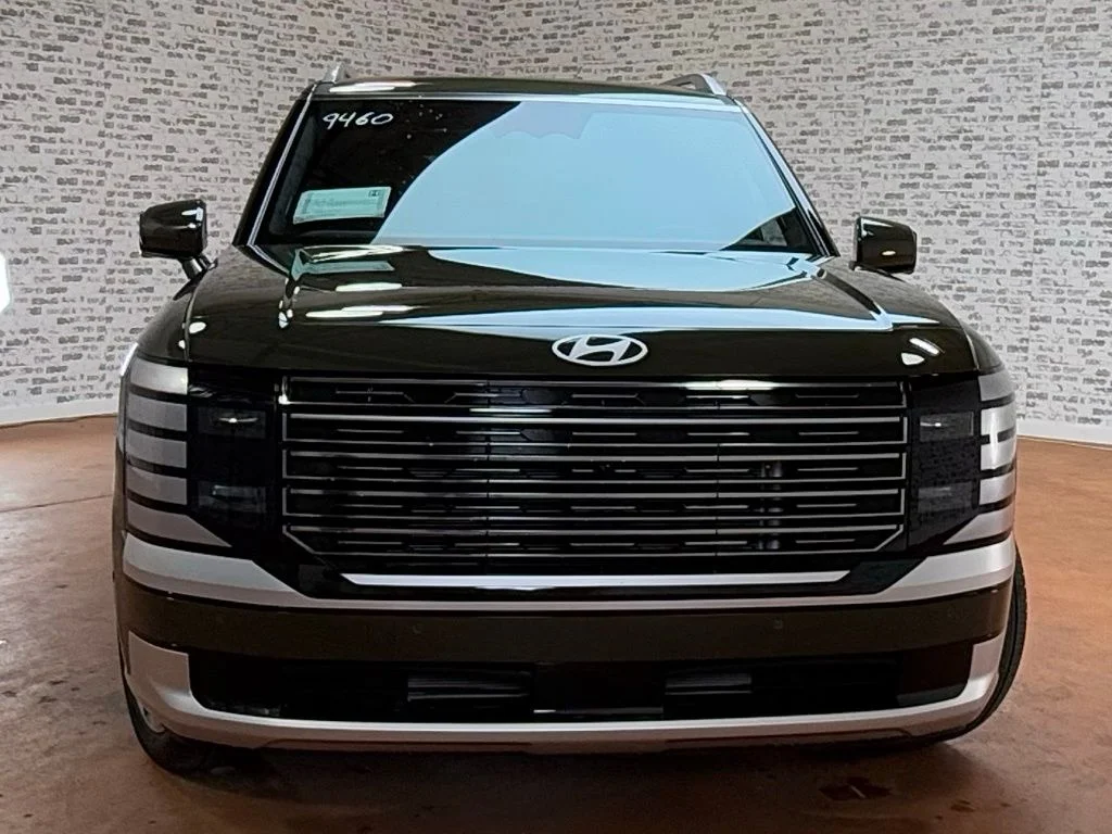 New 2026 Titan Charcoal Pearl Hyundai Calligraphy image 3
