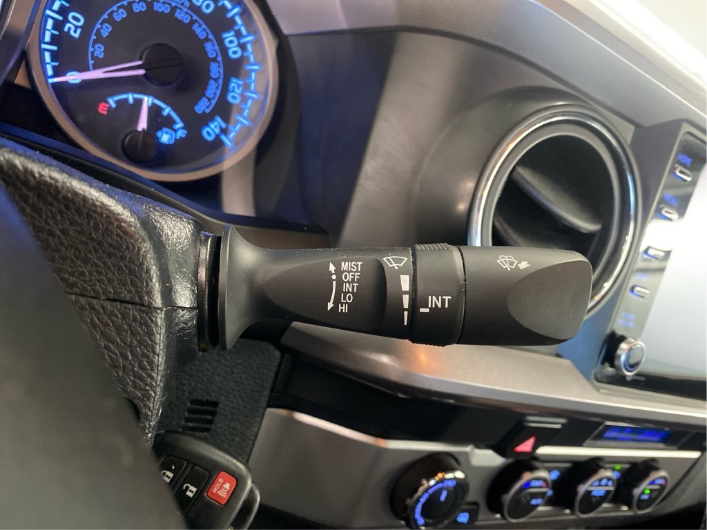 Used 2022 Black Toyota SR5 image 17