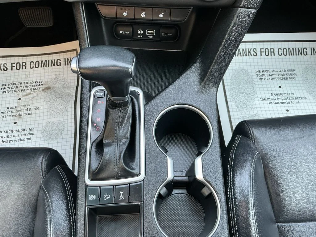 Used 2017 Silver Kia EX image 20