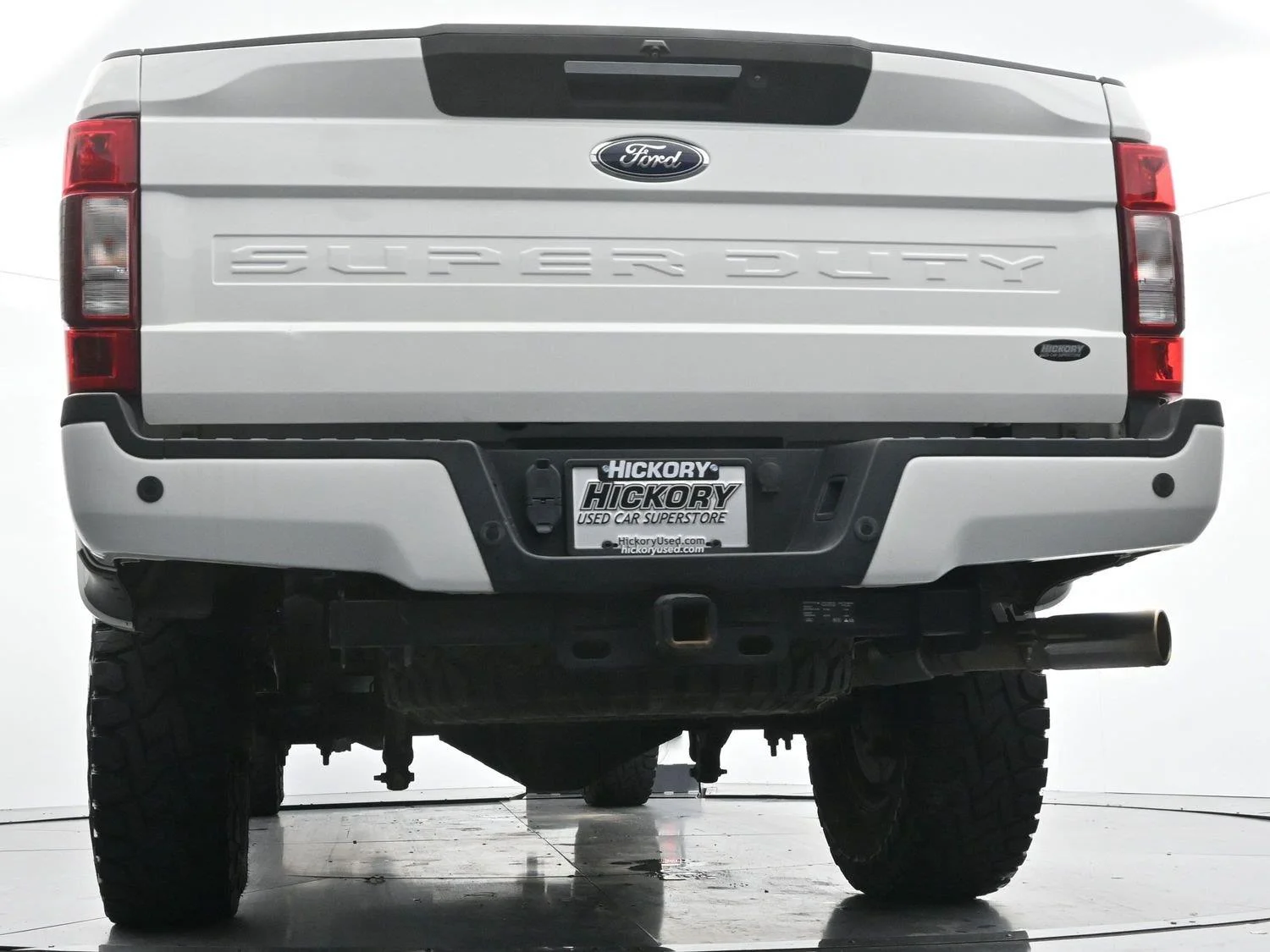Used 2022 Star White Metallic Tri-Coat Ford LARIAT image 51