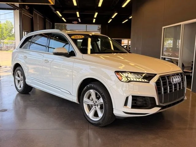 Used 2023 Glacier White Audi 55 Premium image 5
