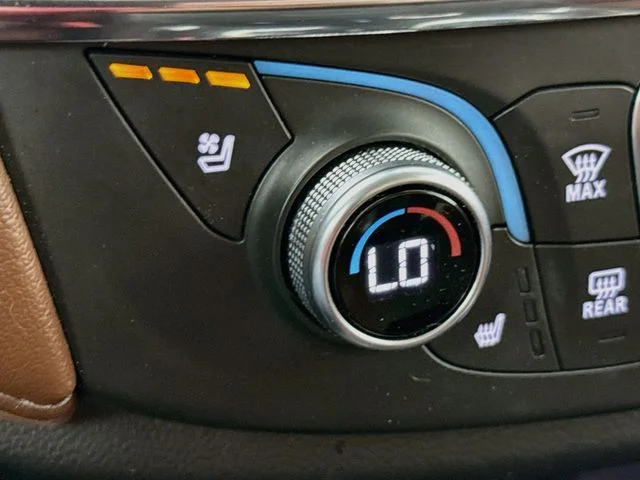 Used 2019 White Chevrolet High Country image 21