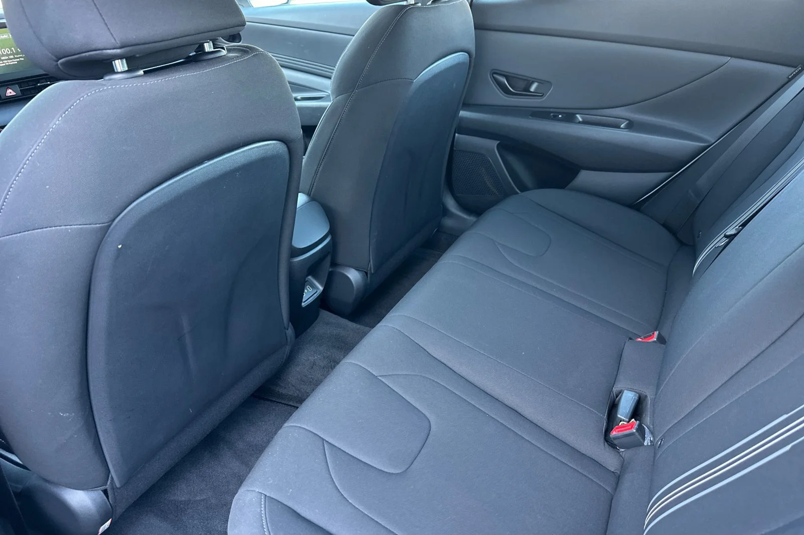 Used 2025 Serenity White Hyundai SEL Sport image 12