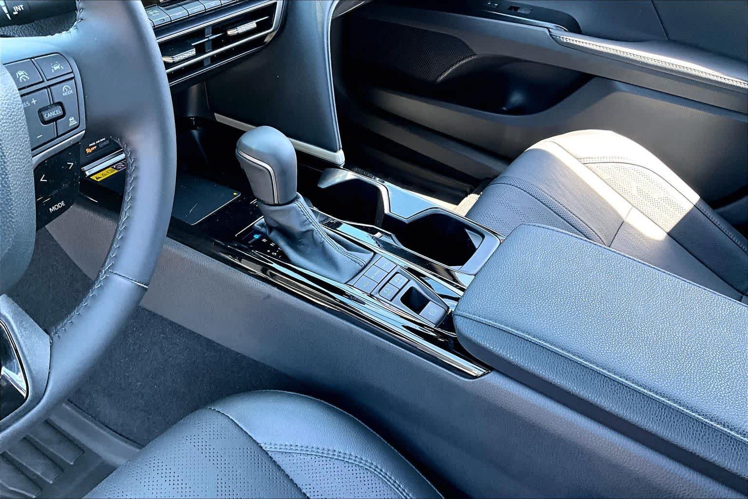 Used 2026 Wind Chill Pearl Toyota XSE image 16