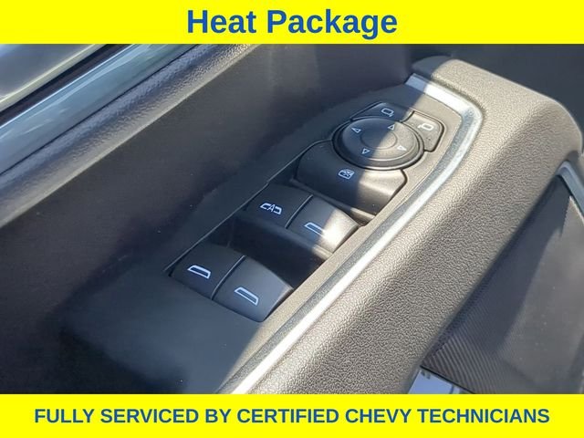 Used 2025 White Chevrolet LT image 23