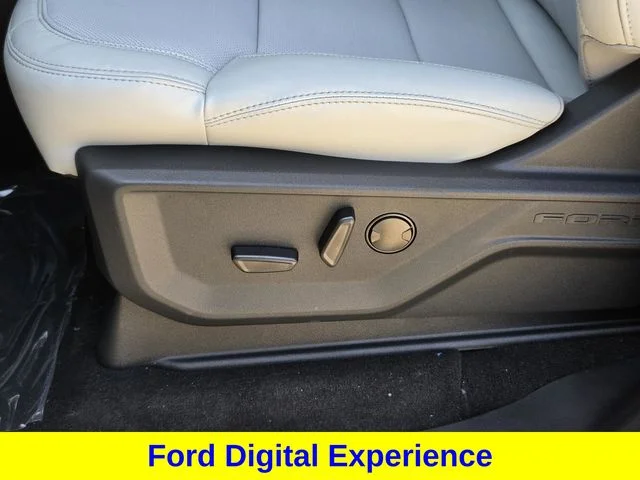 New 2027 Agate Black Metallic Ford Platinum image 24