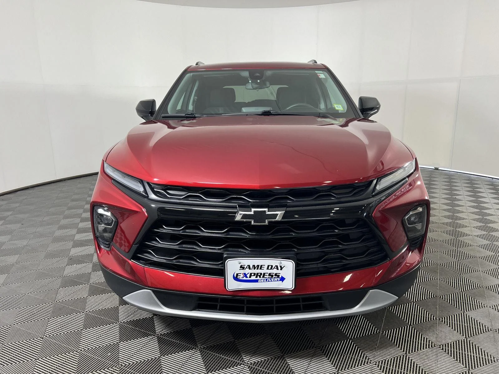 Used 2024 Radiant Red Tintcoat Chevrolet LT image 29