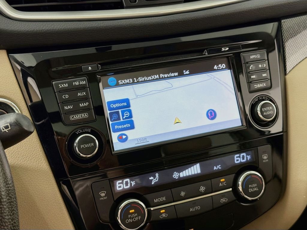 Used 2016 Pearl White Nissan SL image 13