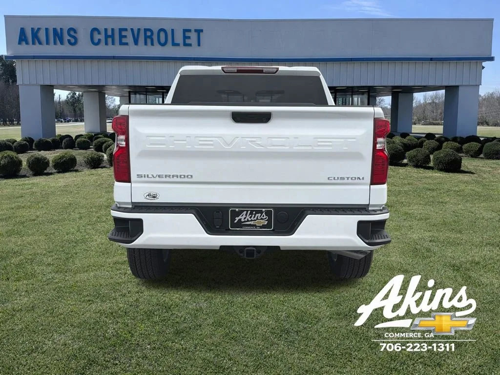New 2026 Summit White Chevrolet Custom image 3