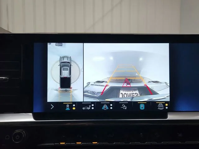 2022 Chevrolet Silverado 1500 LTZ - Photo 22