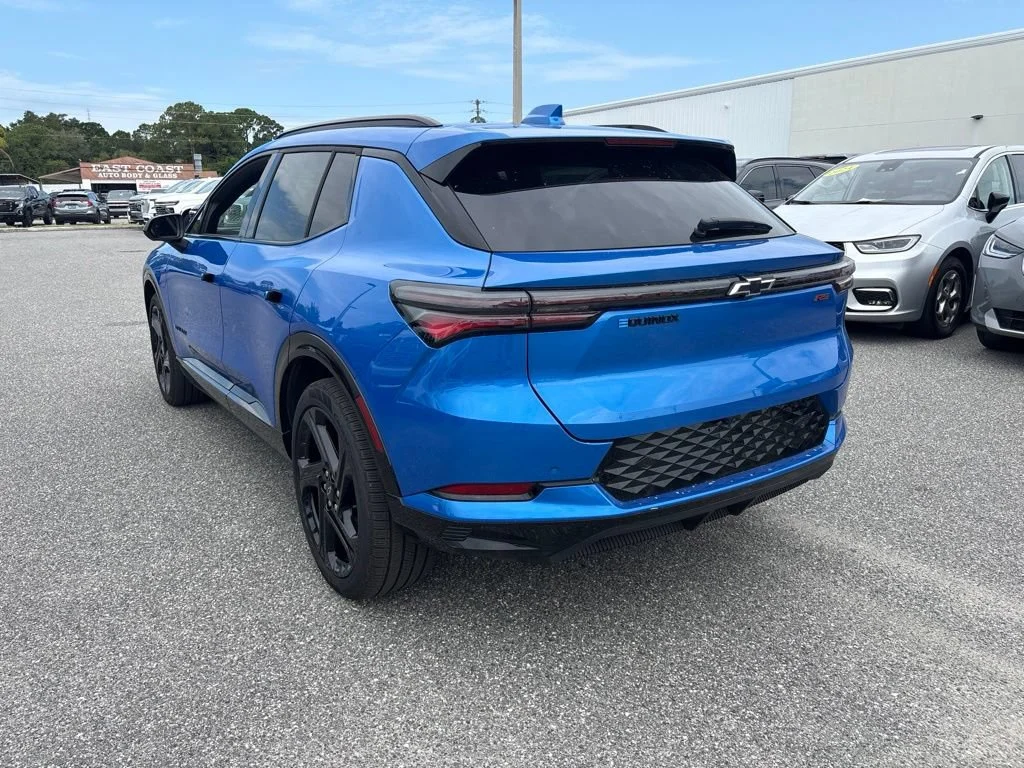 Used 2025 Riptide Blue Metallic Chevrolet RS image 3