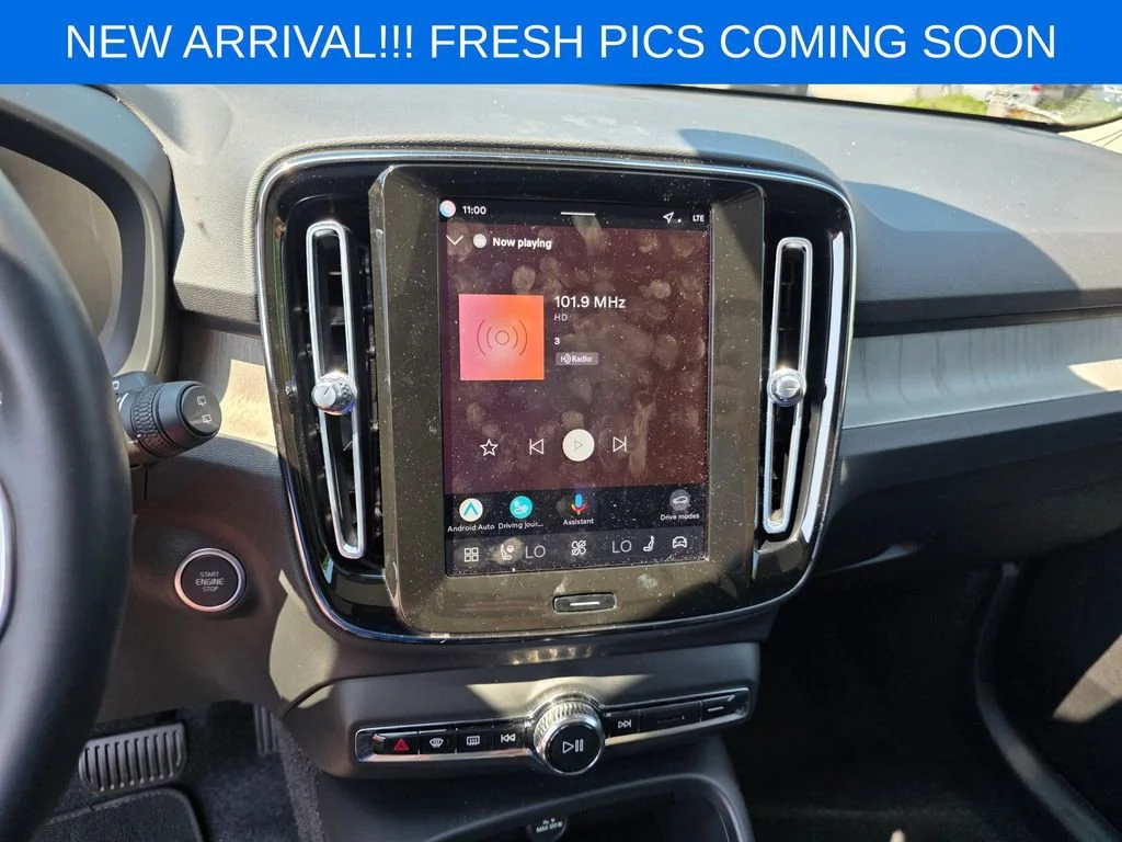 Used 2026  Volvo Plus image 10