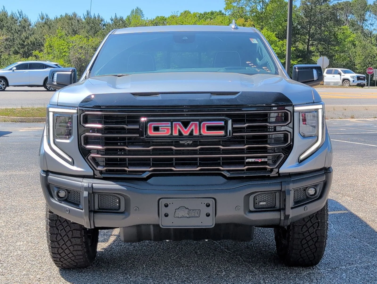 New 2026 Sterling Metallic GMC AT4X image 9