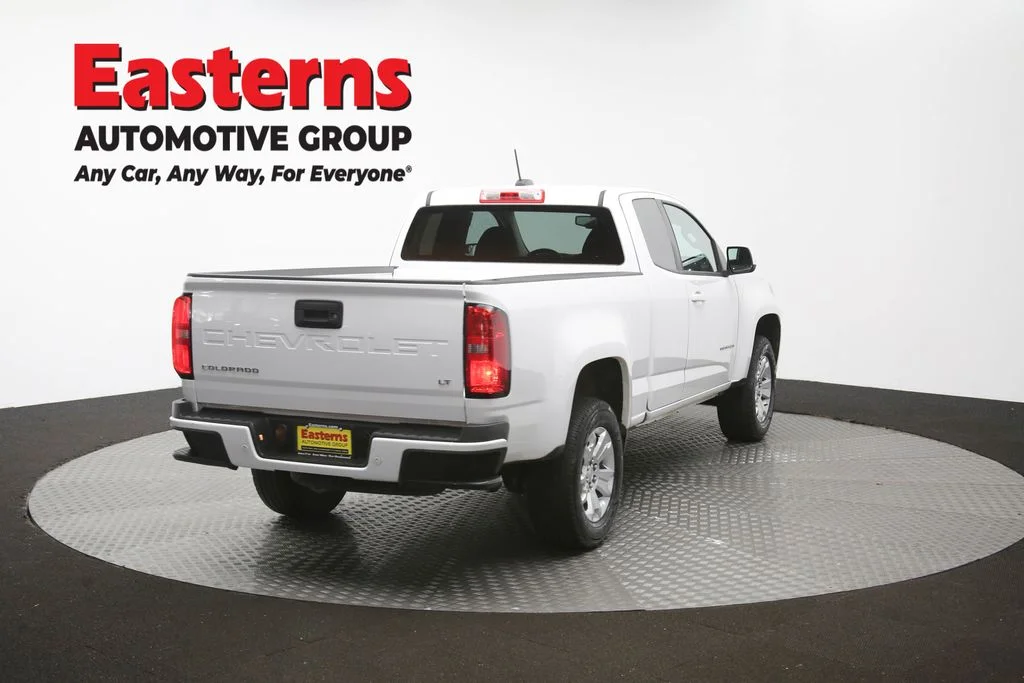 Used 2022 White Chevrolet LT image 38