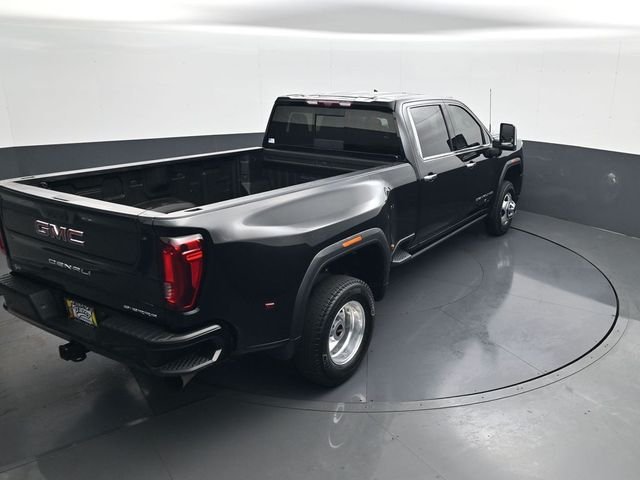 Used 2022 Black GMC Denali image 17