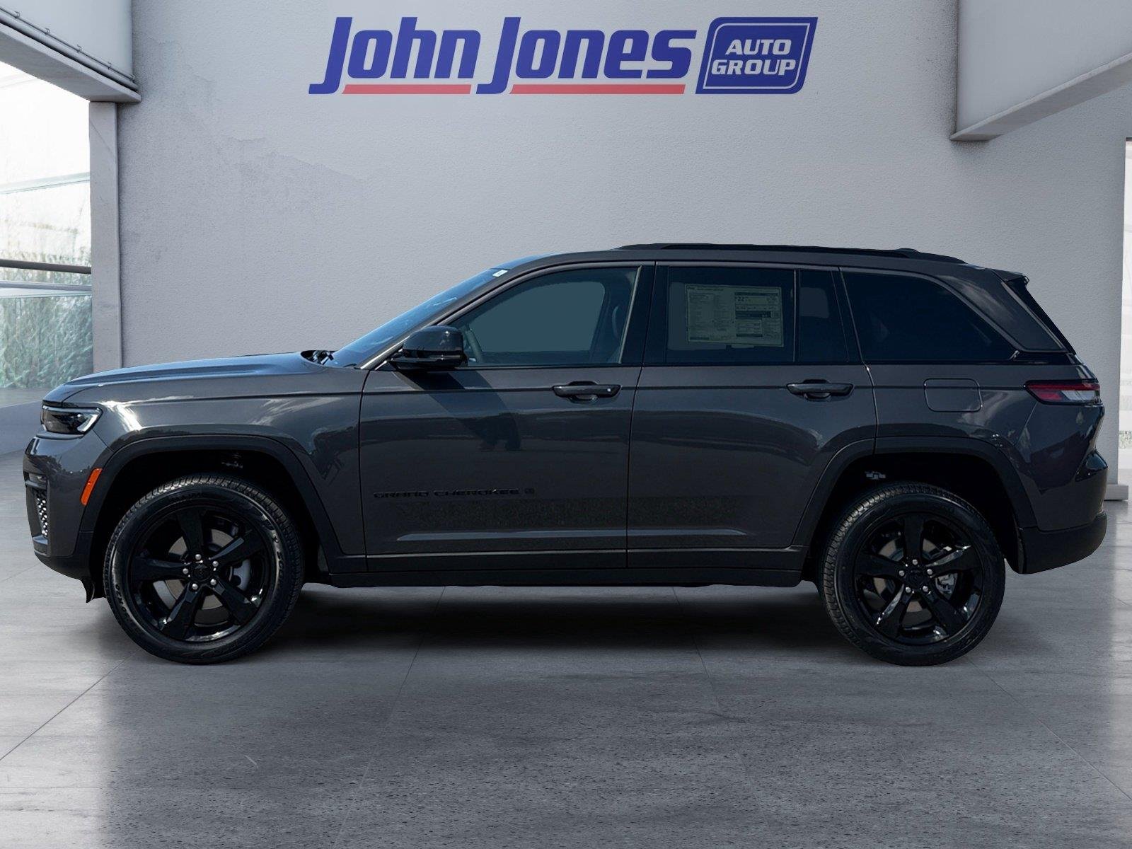 New 2026 Baltic Gray Metallic Clearcoat Jeep Limited image 2