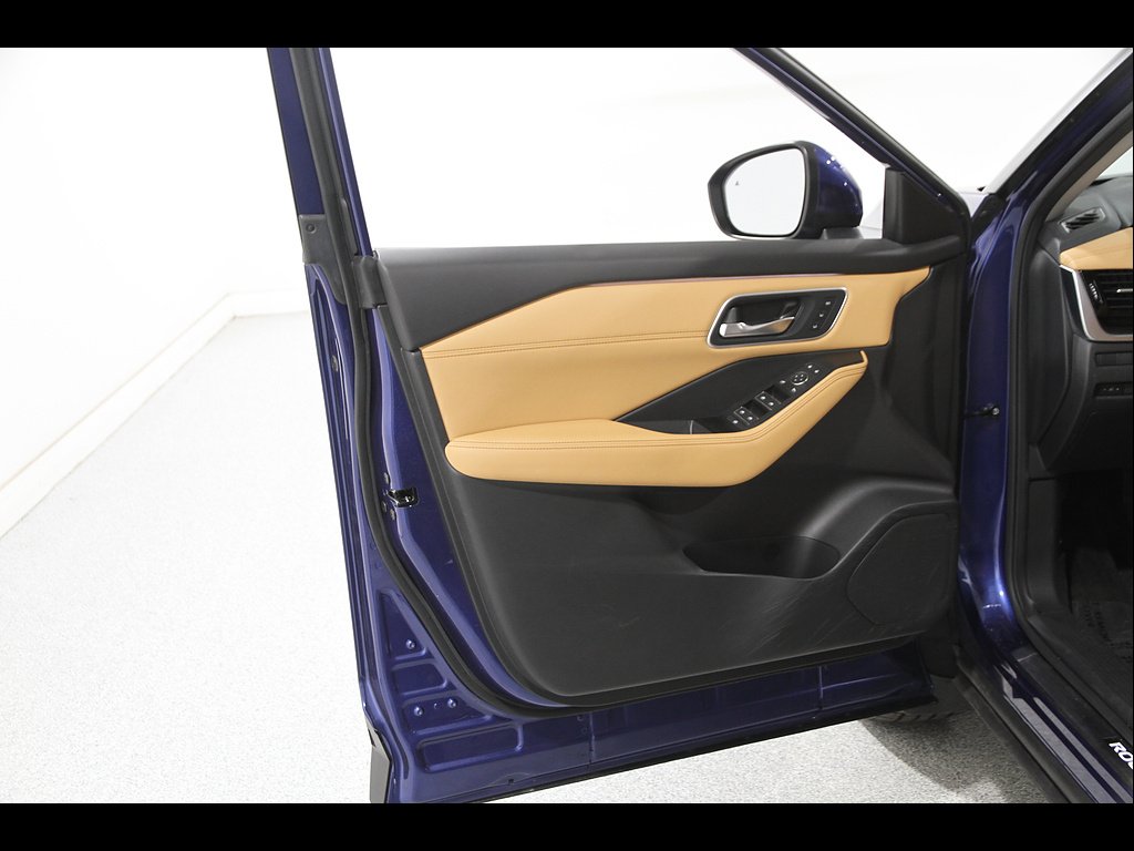 2023 Nissan Rogue Platinum - Photo 4
