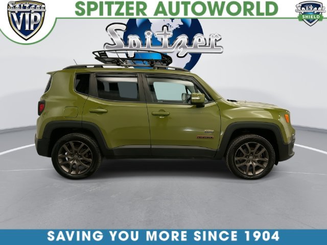 Used 2016 Green Jeep Latitude image 13