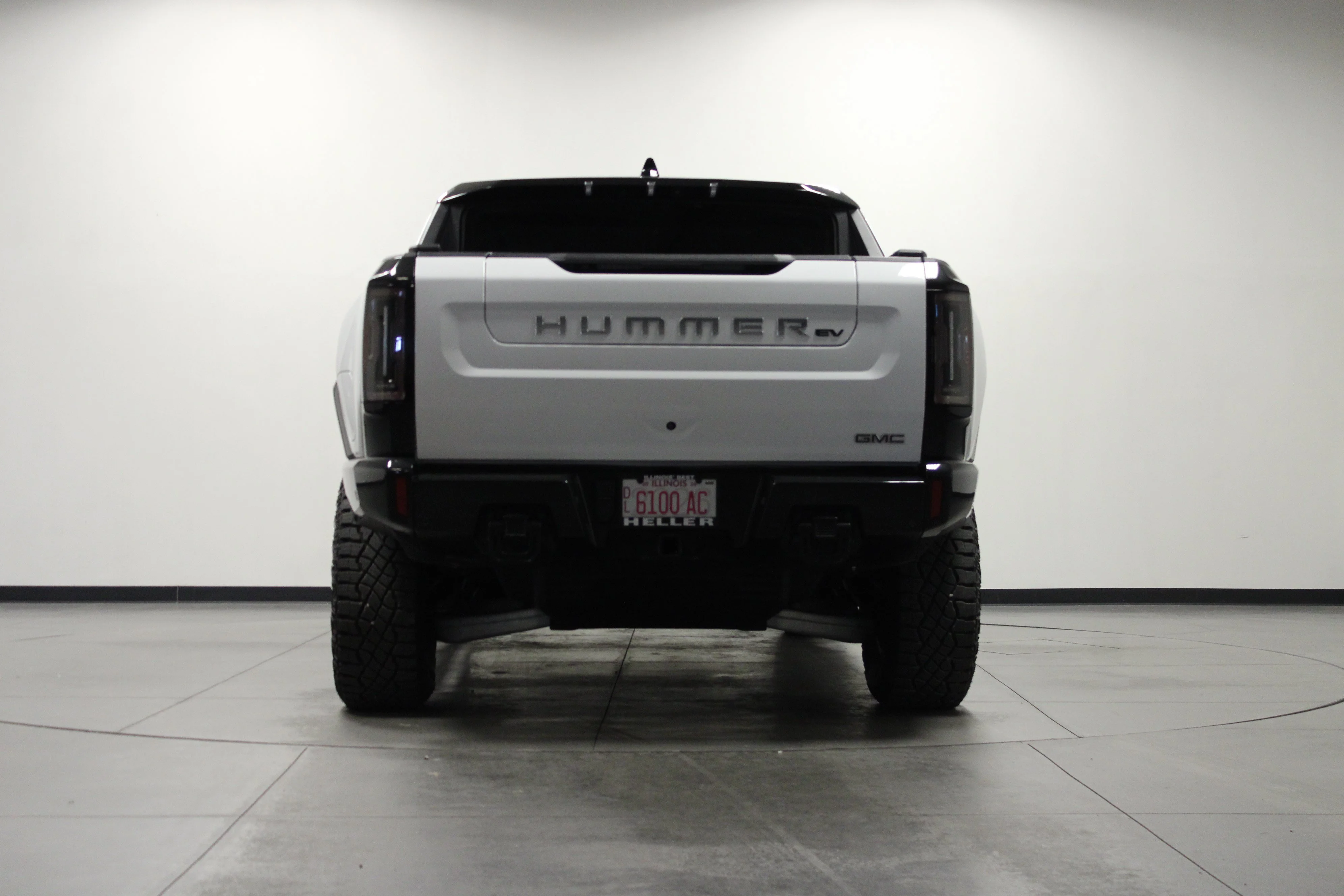 Used 2024 Interstellar White GMC 3X image 5
