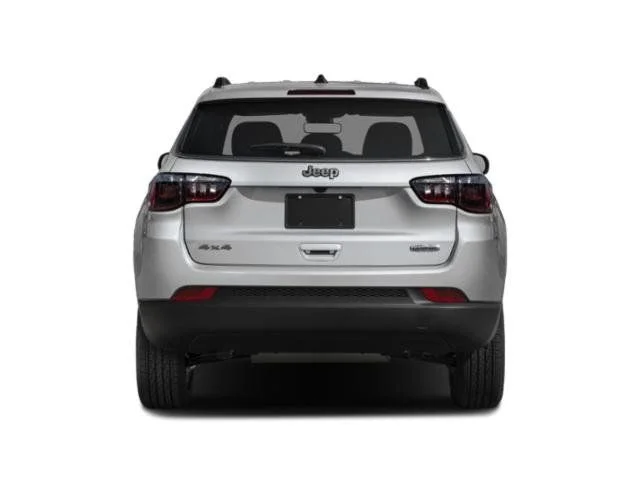 New 2026 Hydro Blue Pearl-Coat Exterior Paint Jeep Latitude image 8