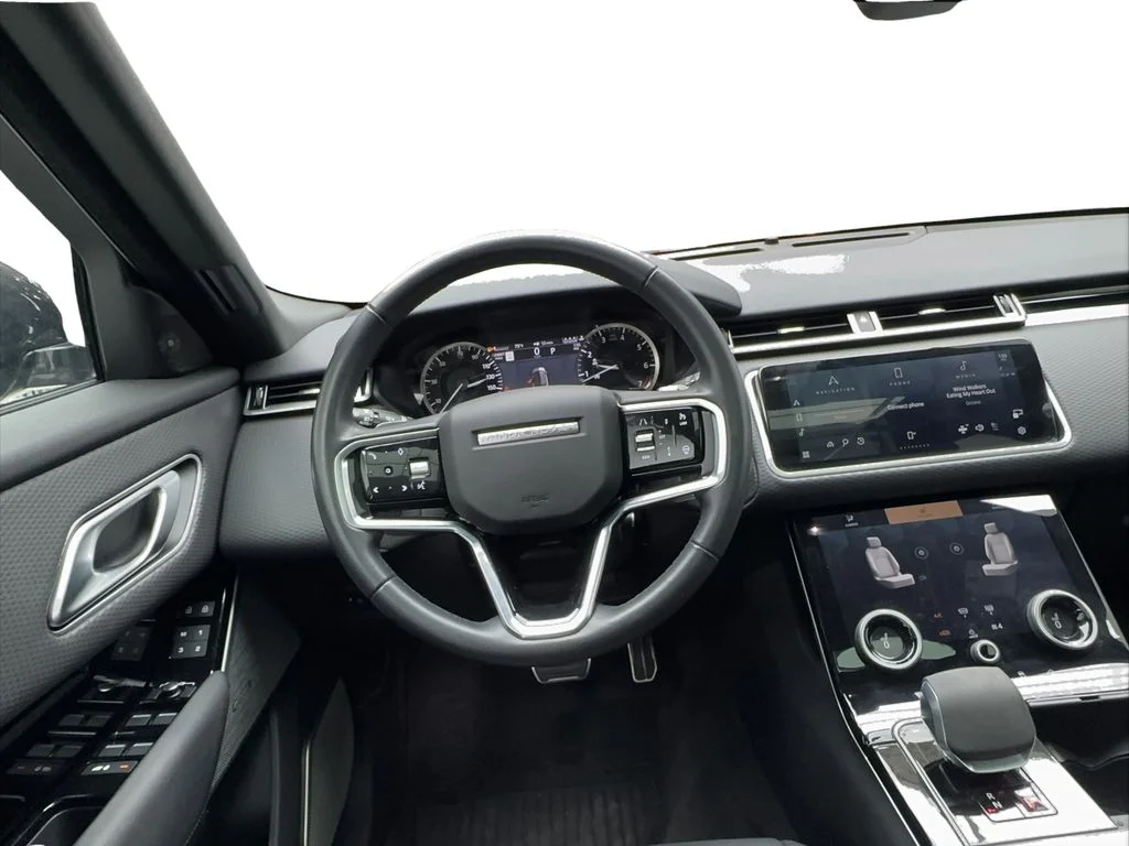 Used 2023 Gray Land Rover R-Dynamic S image 34