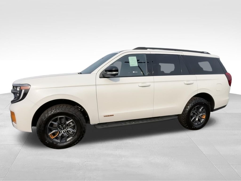 New 2026 Star White Metallic Tri-Coat Ford Tremor® image 5