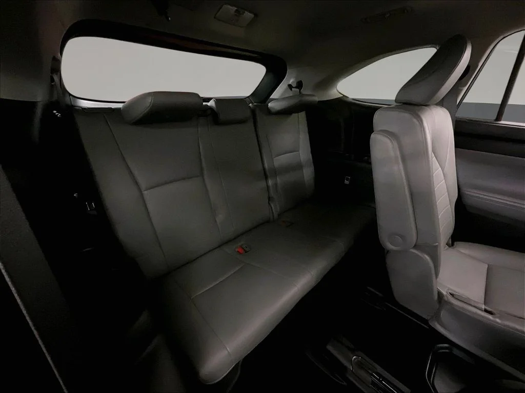 Used 2022 Gray Toyota XLE image 32
