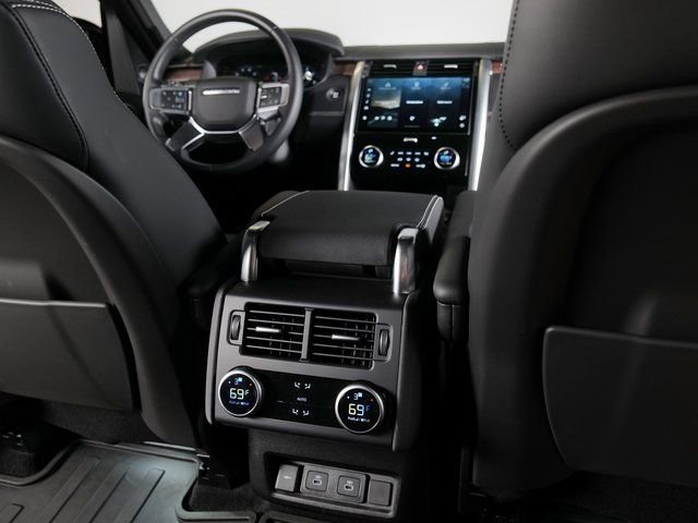 Certified Used 2025 Fuji White Land Rover Dynamic SE image 22