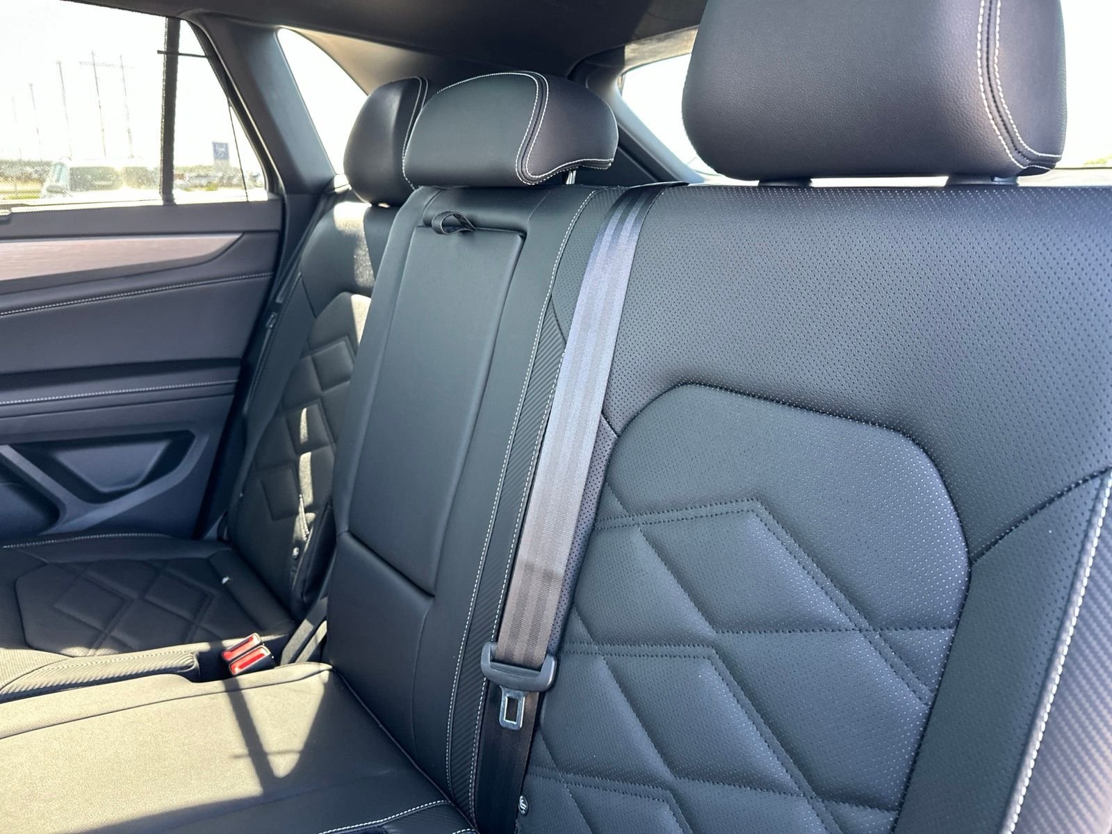 New 2026 Green Volkswagen 2.0T SE w/Technology image 22