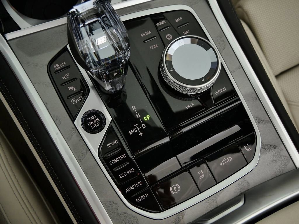 Used 2026 Black Sapphire Metallic BMW 840i image 47