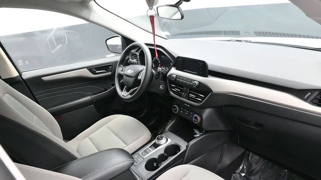 Used 2022 White Ford S image 10