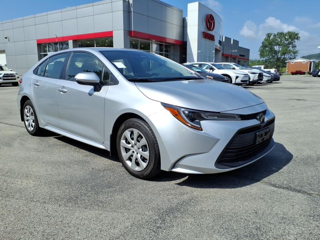Used 2023 Classic Silver Metallic Toyota LE image 2