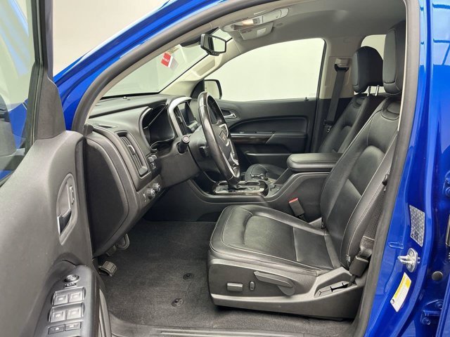 Used 2020 Marine Blue Metallic GMC 4WD SLT image 3