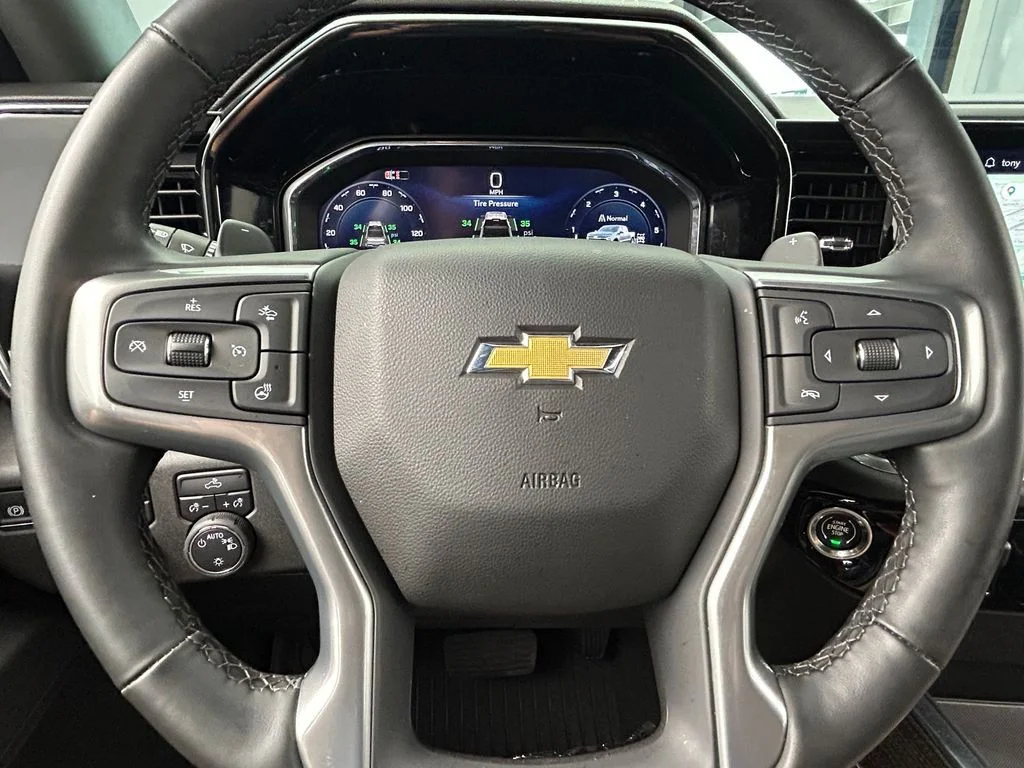 Used 2026 Summit White Chevrolet LT image 29