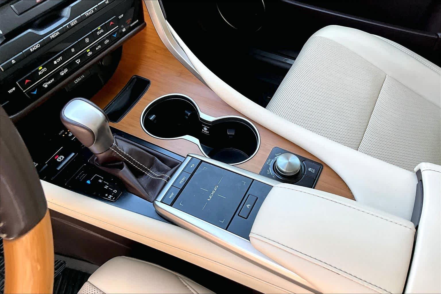 Used 2020 Obsidian Lexus  image 17