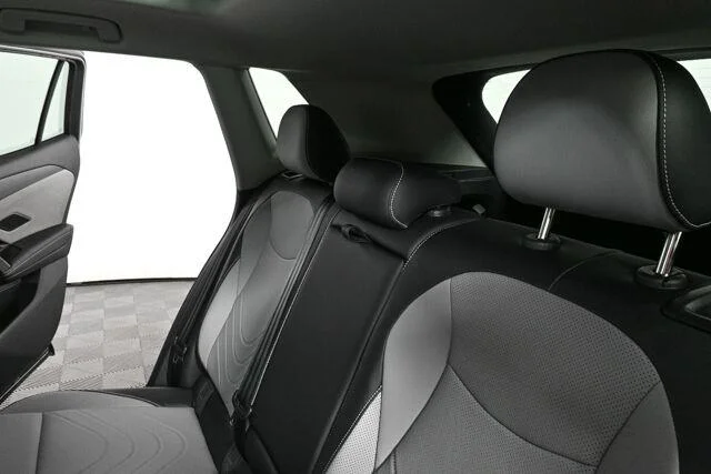 New 2026 Platinum Gray Metallic Volkswagen SE image 20